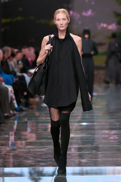 Look 22